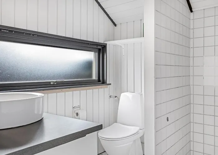 Filipa - 200m From The Sea By Interhome